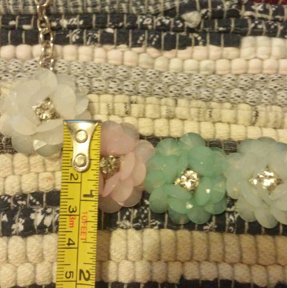 🌷GIFTING🌷Elegant Statement Necklace - Picture 4 of 7